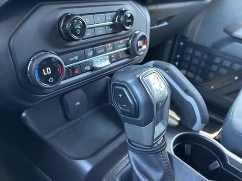 Used 2023 Ford Bronco Outer Banks AWD/4WD image 32