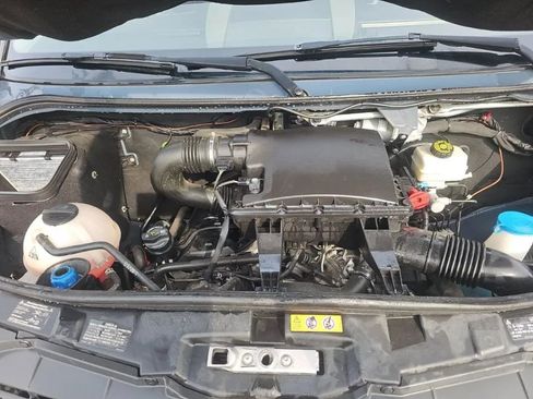 Used 2018 Mercedes-Benz Sprinter 2500 image 15