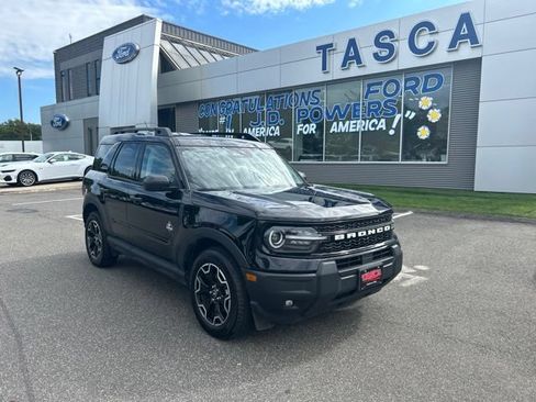 Used 2026 Ford Bronco Sport Outer Banks AWD/4WD image 1