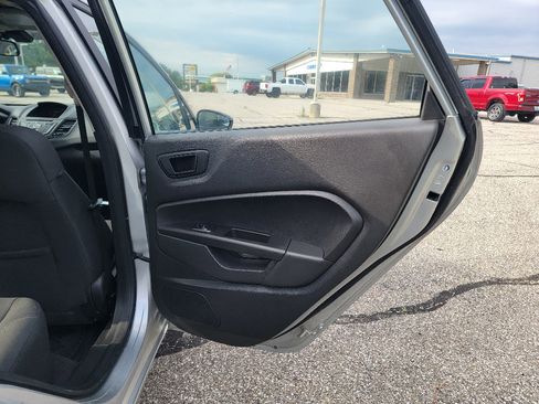 Used 2019 Ford Fiesta SE FWD image 26