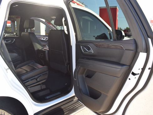 Used 2021 Chevrolet Tahoe LT image 18