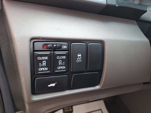 Used 2011 Honda Odyssey EX-L image 27