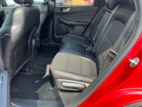 Certified 2025 Ford Escape ST-Line w/ Tech Pack #1 AWD/4WD image 20