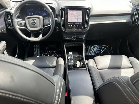 Certified 2026 Volvo XC40 B5 Plus AWD/4WD image 15