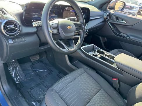 Certified 2026 Chevrolet Equinox LT FWD image 10
