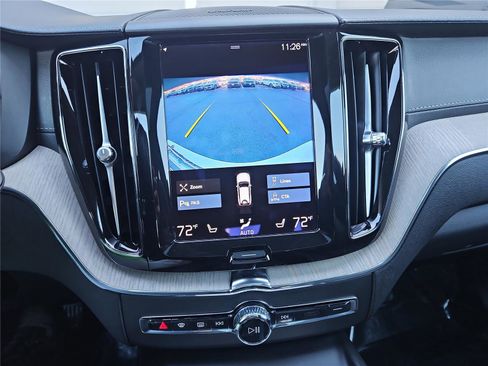 Used 2021 Volvo XC60 T6 Inscription w/ Climate Package image 21