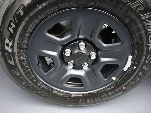 New 2026 Jeep Gladiator Sport image 34