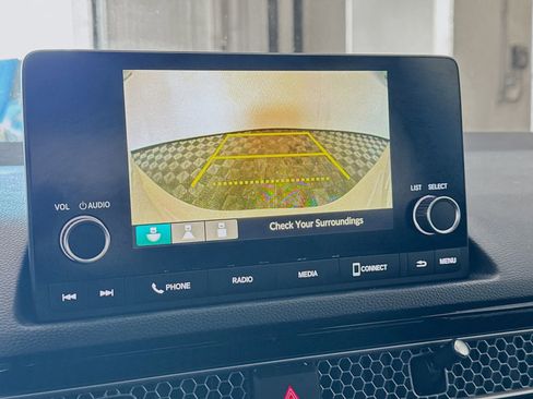 Used 2023 Honda Civic Sport image 12