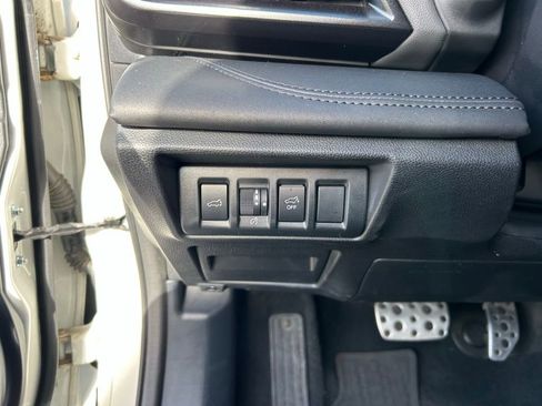 Used 2022 Subaru Outback Wilderness w/ Wilderness Package image 25