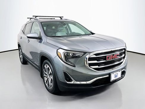 Used 2020 GMC Terrain SLT w/ Preferred Package AWD/4WD image 3