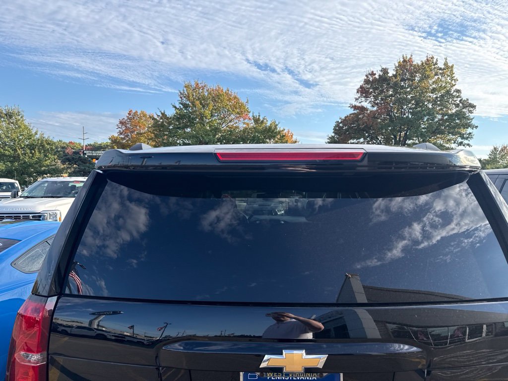 Used 2018 Chevrolet Tahoe LT w/ LT Signature Package AWD/4WD image 6