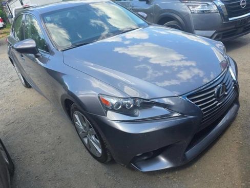 Used 2016 Lexus IS 300 AWD w/ Premium Package image 2