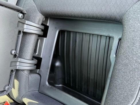 Used 2021 GMC Sierra 1500 Elevation w/ Preferred Package image 48