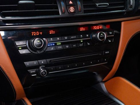 Used 2016 BMW X5 M image 50