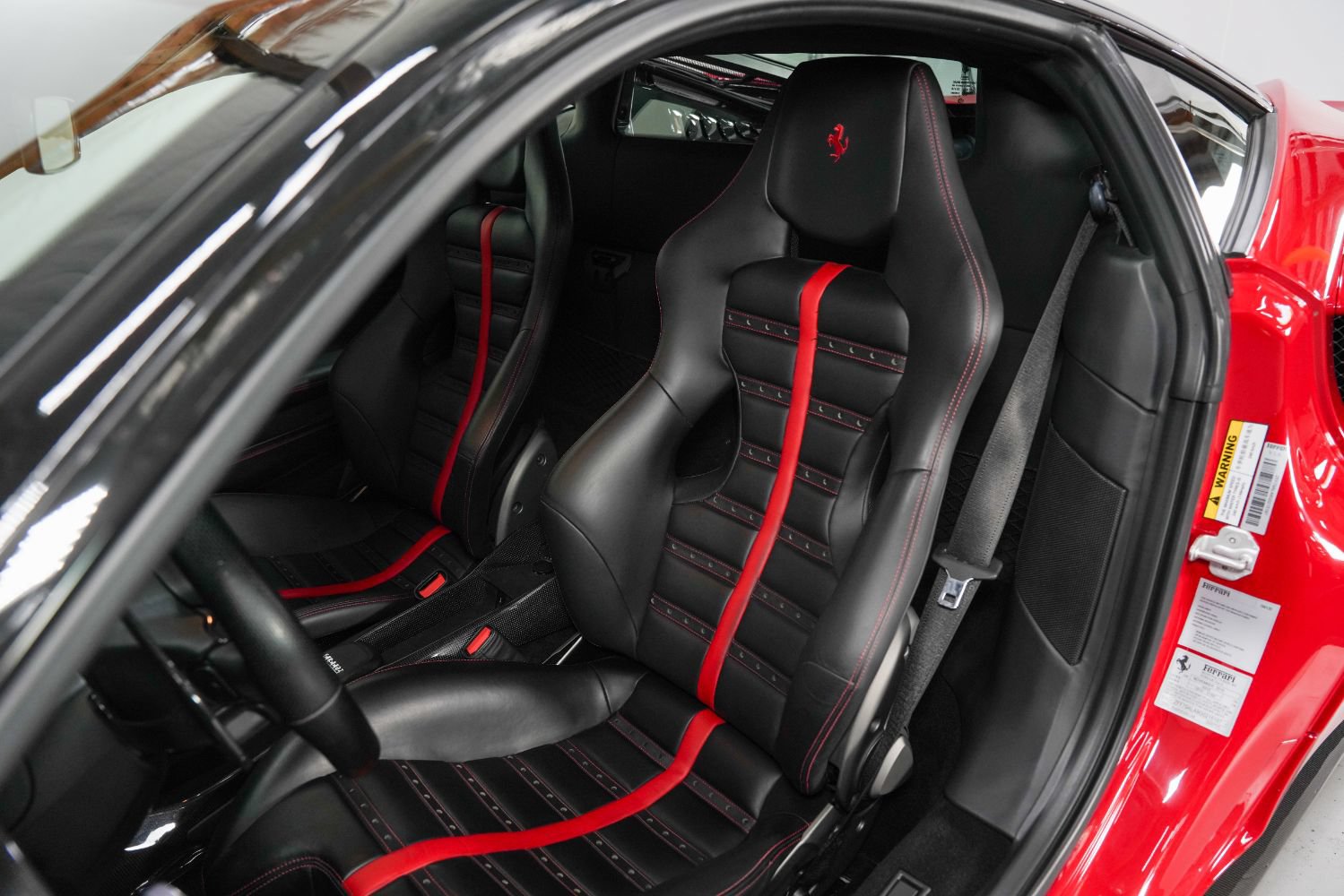 Used 2016 Ferrari 488 GTB RWD image 37