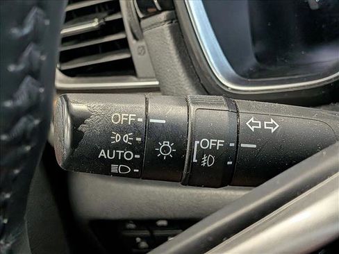 Used 2017 Honda CR-V Touring image 16