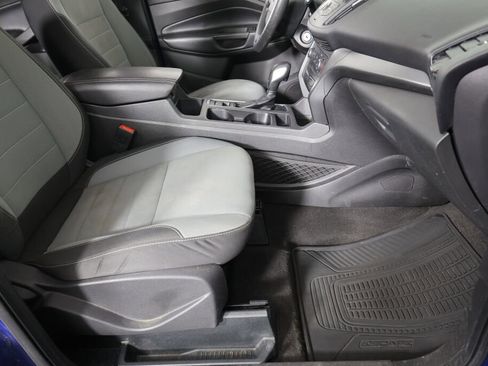 Used 2019 Ford Escape S image 25