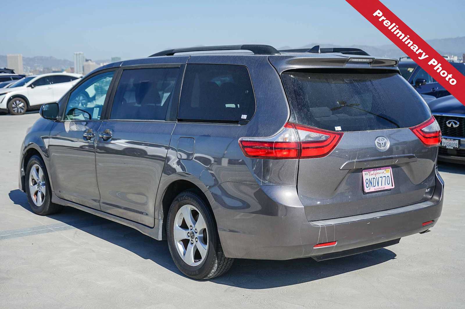 Used 2020 Toyota Sienna LE FWD image 8