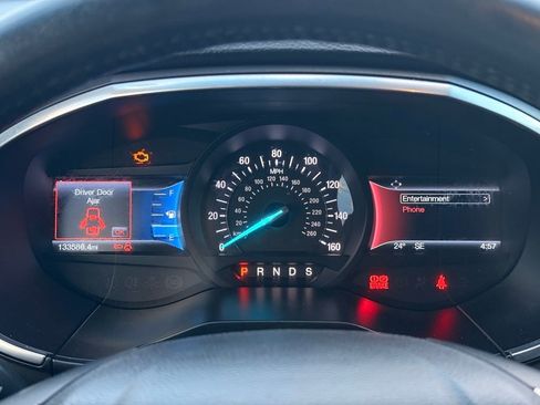 Used 2015 Ford Edge Titanium image 17