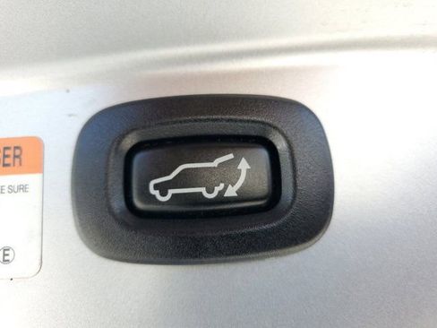 Used 2018 Mitsubishi Outlander SEL image 8