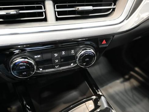 New 2026 Chevrolet Trax ACTIV w/ Driver Confidence Package FWD image 17