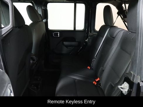 Used 2021 Jeep Wrangler Unlimited Sport AWD/4WD image 16