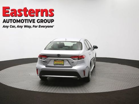 Used 2022 Toyota Corolla LE FWD image 36