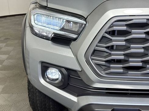 Used 2023 Toyota Tacoma TRD Off-Road AWD/4WD image 3