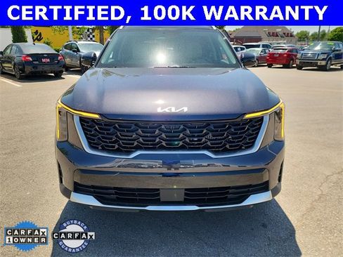 Used 2025 Kia Sorento SX image 9