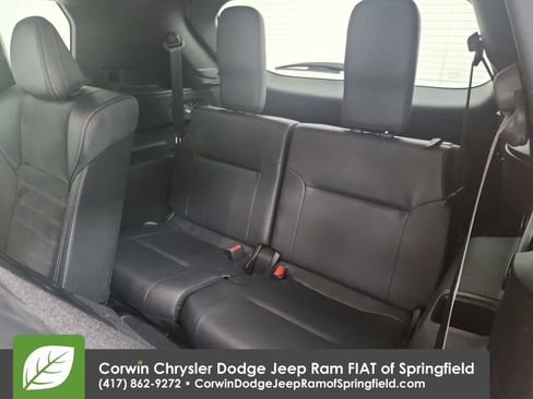 Used 2025 Mitsubishi Outlander SE FWD image 30