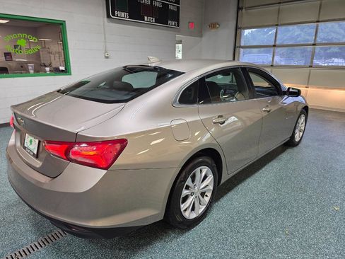 Used 2022 Chevrolet Malibu LT FWD image 6