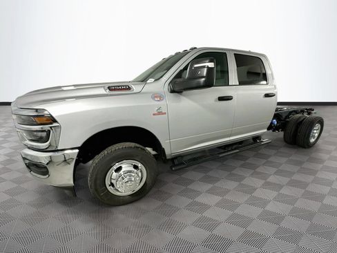 New 2026 RAM 3500 Tradesman w/ Chrome Appearance Group A AWD/4WD image 22