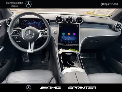 Used 2025 Mercedes-Benz GLC 300 image 19