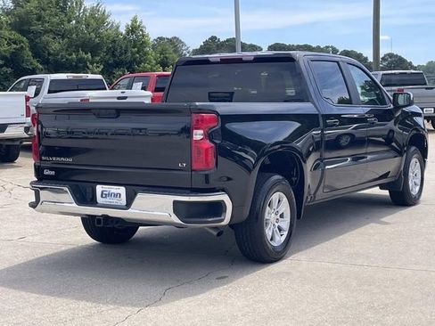 Used 2025 Chevrolet Silverado 1500 LT AWD/4WD image 4