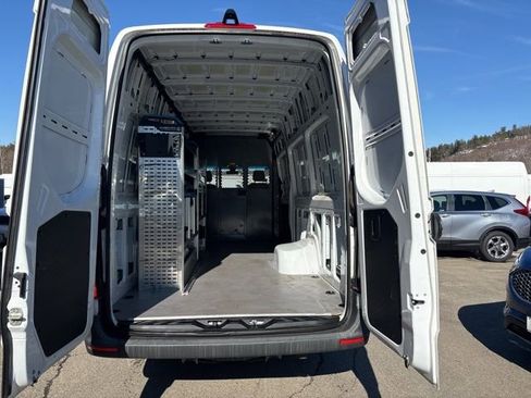 Used 2020 Mercedes-Benz Sprinter 3500 image 11