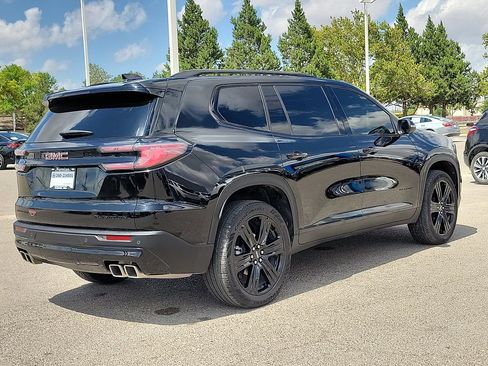 Used 2025 GMC Acadia Elevation w/ Elevation Premium Package FWD image 13
