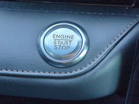 Certified 2024 Lincoln Nautilus Reserve w/ Jet Appearance Package (87T) image 27