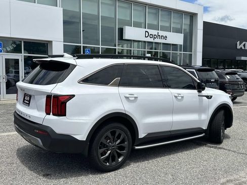 Used 2022 Kia Sorento SX Prestige w/ Rust Color Package AWD/4WD image 5