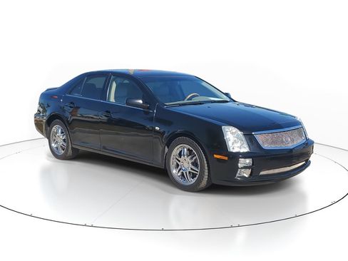 Used 2005 Cadillac STS V8 No Accidents Only 2 Owners w/ Preferred Equipment Group image 2