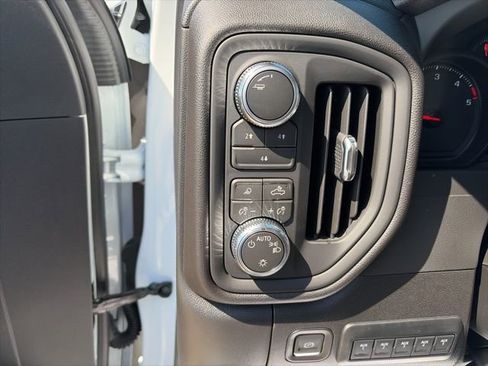 New 2026 GMC Sierra 3500 Pro AWD/4WD image 15