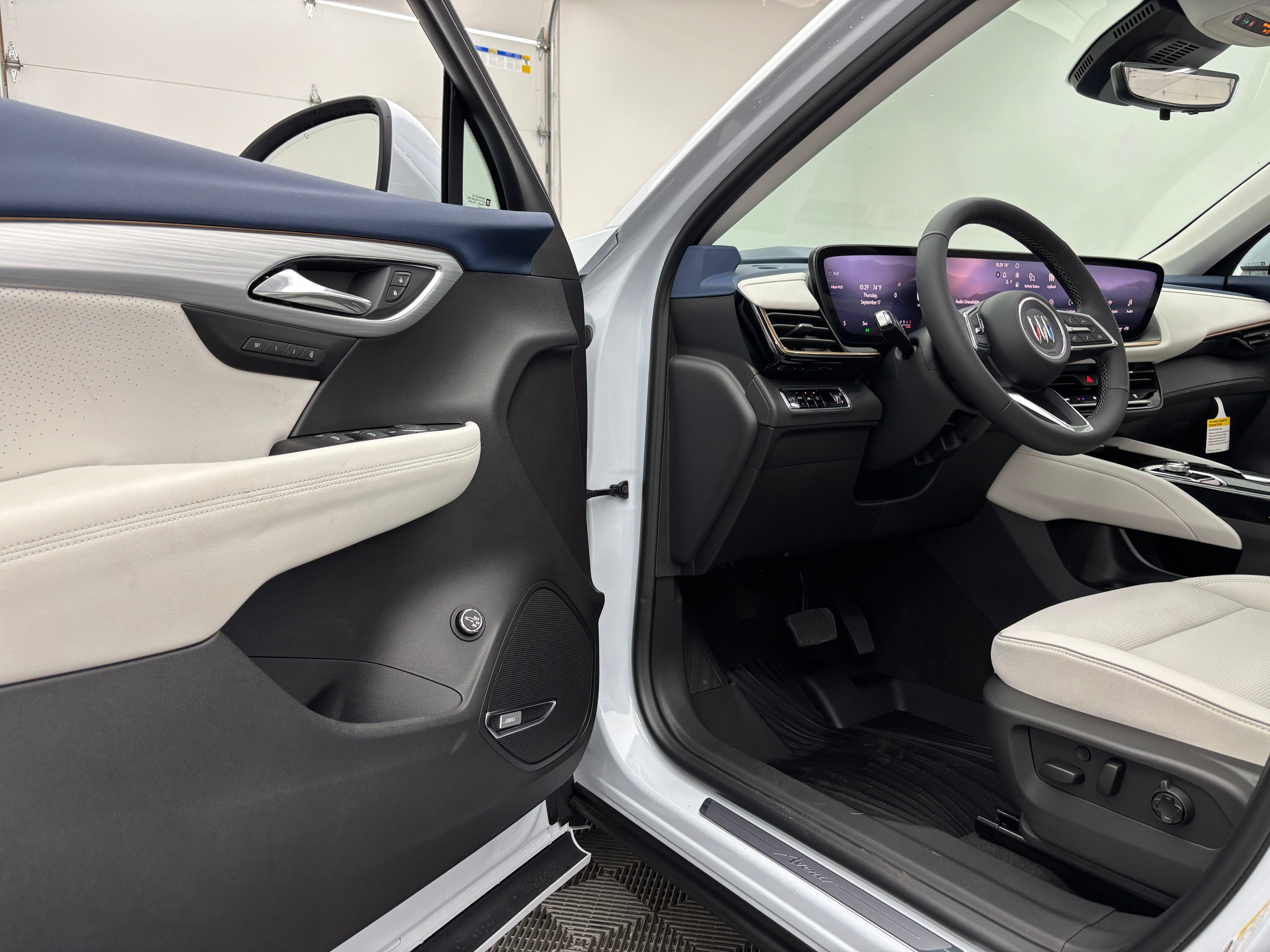 New 2026 Buick Envision Avenir AWD/4WD image 18