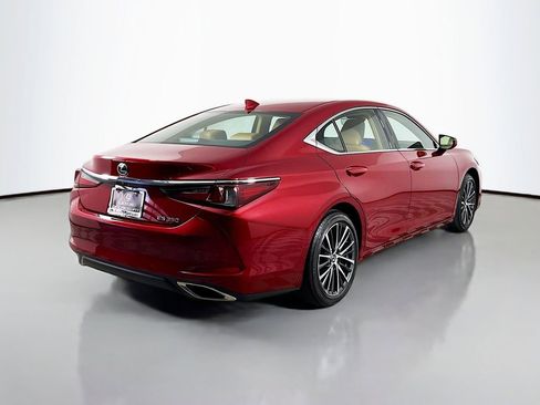 Certified 2025 Lexus ES 350 w/ Premium Package image 5