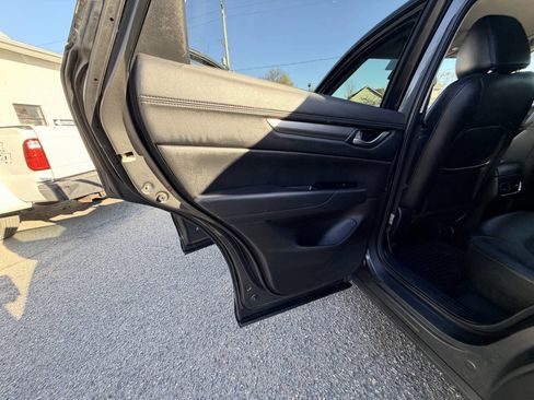 Used 2017 MAZDA CX-5 Touring image 25