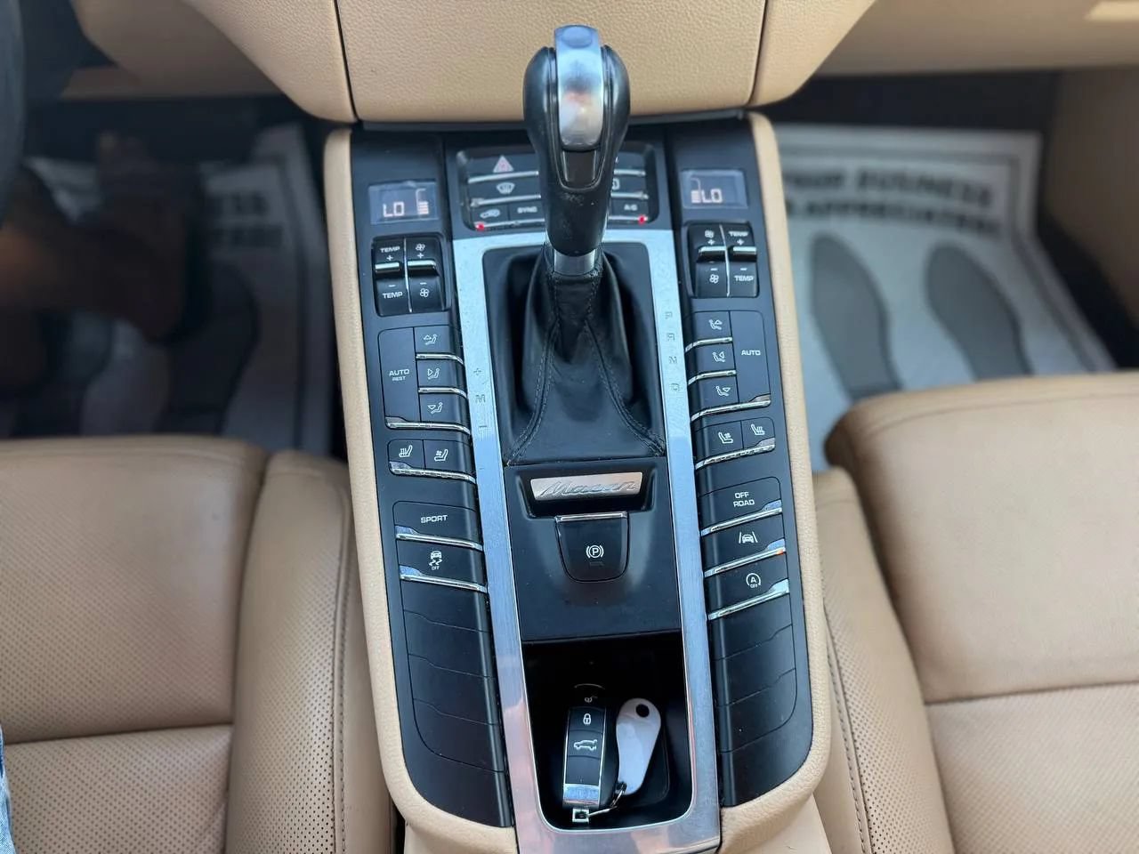 Used 2017 Porsche Macan AWD/4WD image 55