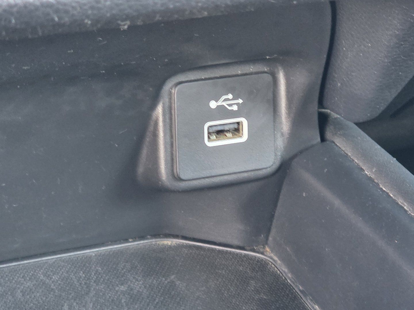 Certified 2024 Honda HR-V Sport image 8