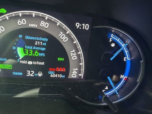 Used 2022 Toyota RAV4 XSE image 8