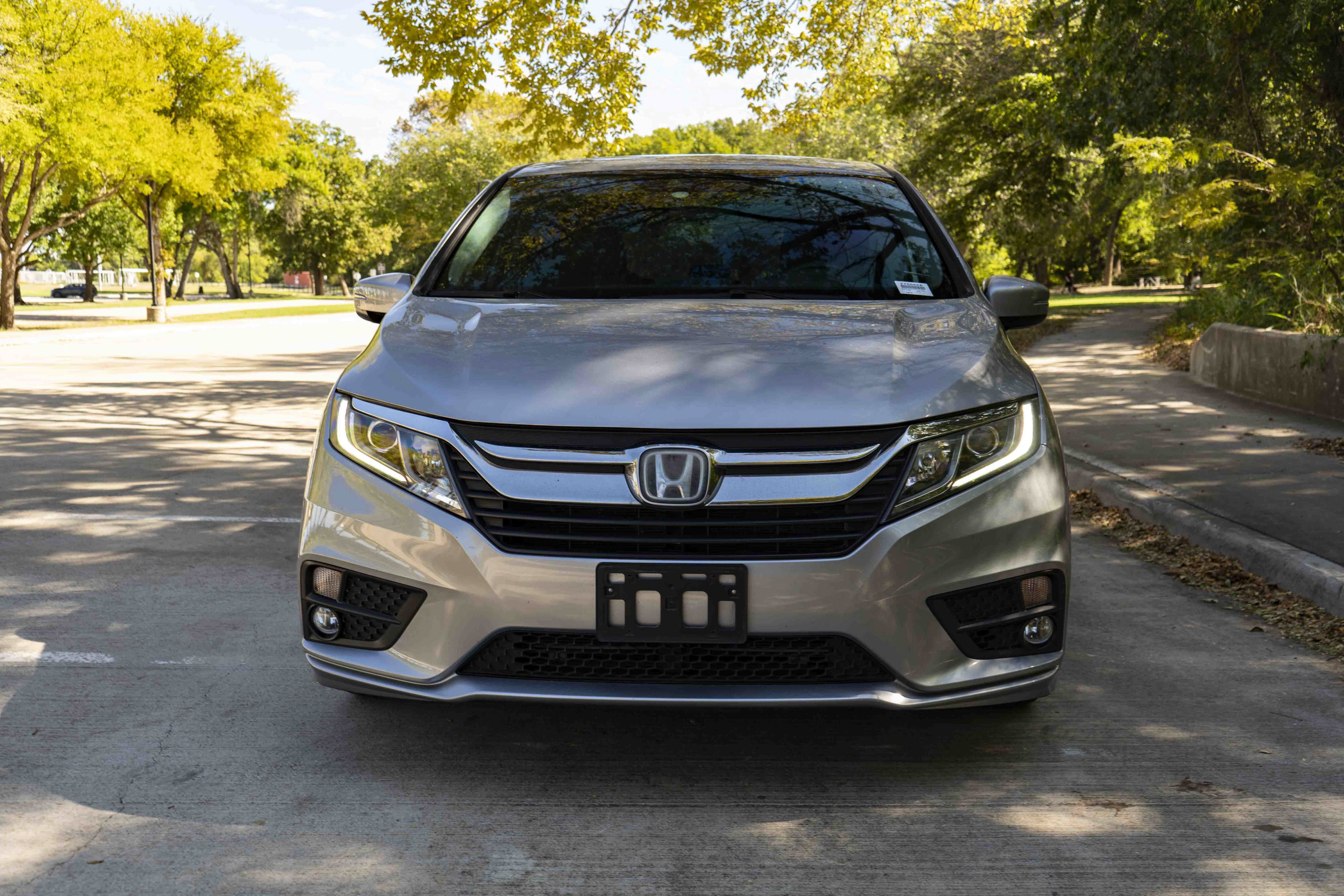 Used 2018 Honda Odyssey EX image 3