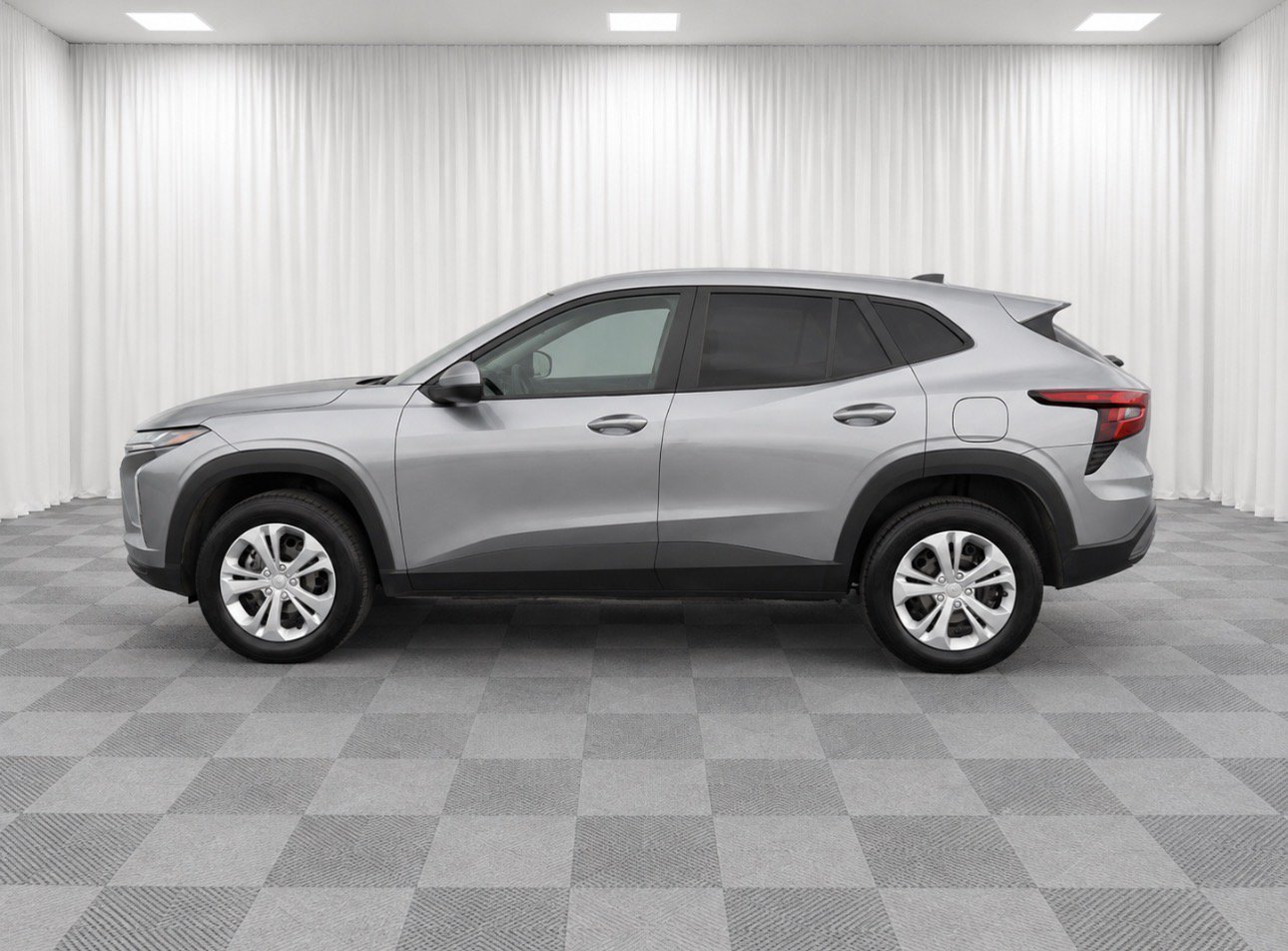 Used 2026 Chevrolet Trax LS w/ Driver Confidence Package FWD image 6