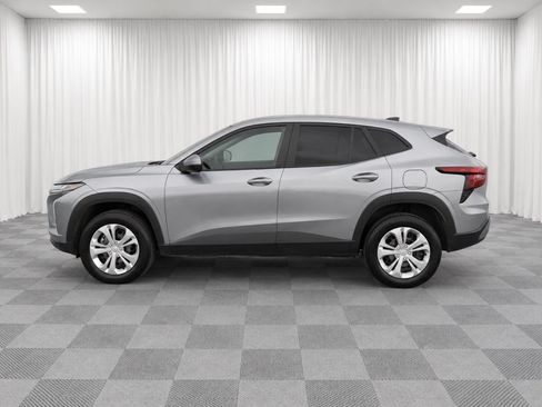 Used 2026 Chevrolet Trax LS w/ Driver Confidence Package FWD image 6