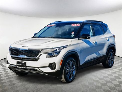 Certified 2023 Kia Seltos S image 5